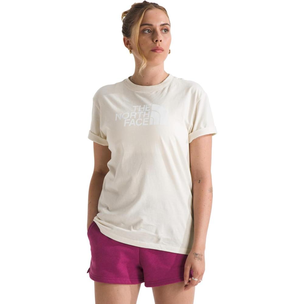 imageTHE NORTH FACE Womens Evolution Short Sleeve Half Dome Tee Everyday Cotton Shirt With a Logo GraphicWhite DuneTnf White