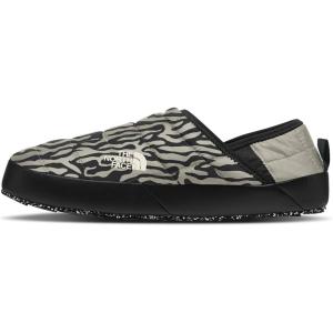 THE NORTH FACE Women’s Thermoball Traction Mule V Winter Shoe | Insulated & Water Repellent, Rubber Outsole(Clay Grey Tnf Tiger Stripe Print/Tnf Black)