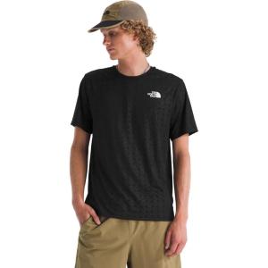 The North Face Men’s 24/7 Pentadome Embossed Short Sleeve Tee – Regular Fit T-Shirt with Moisture-Wicking Flashdry Tech(Tnf Black)