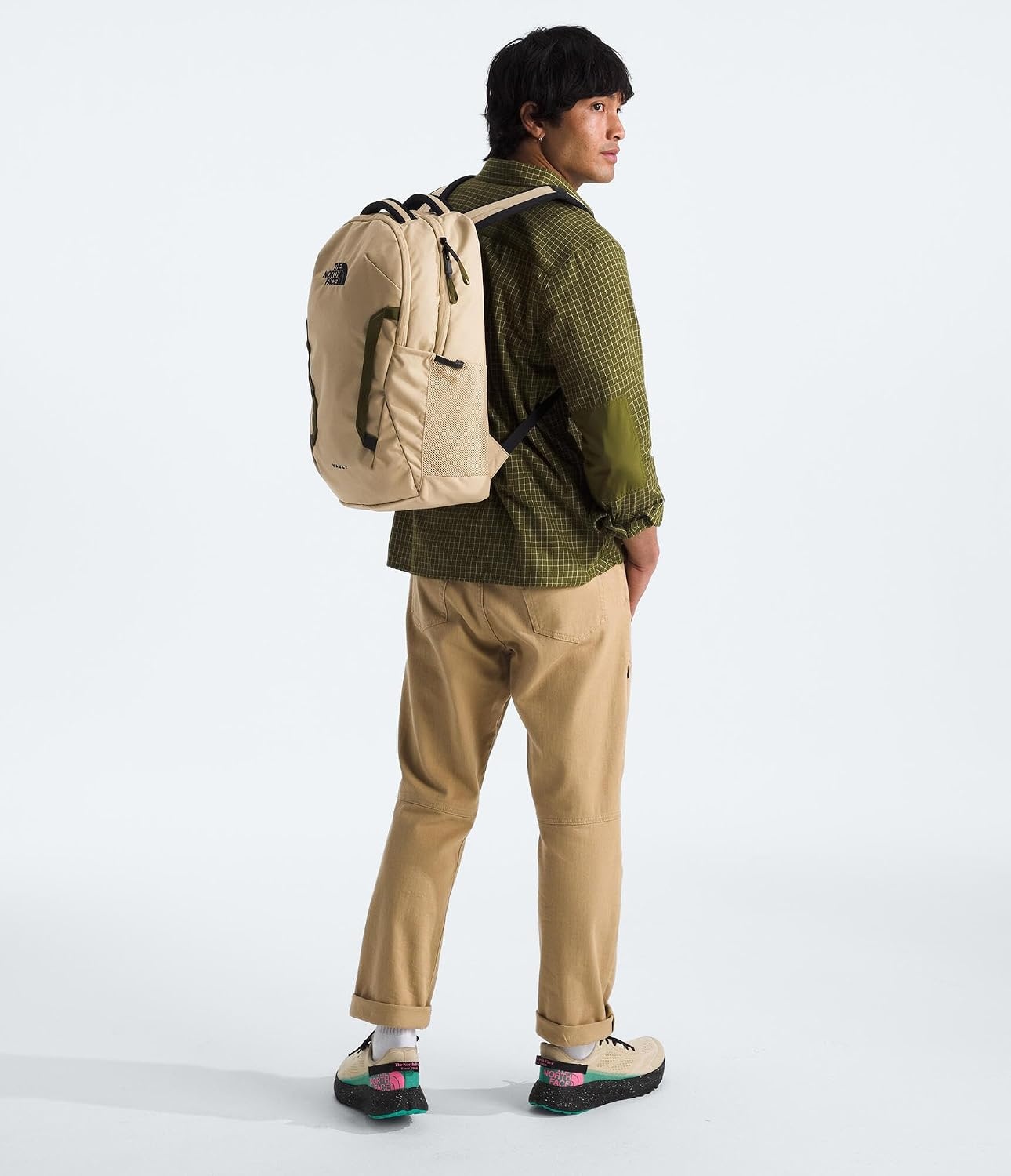 image:imageThe North Face Vault Everyday Laptop Backpack Commuter Travel Bag WaterRepellent Finish Spacious Compartment Pacific TealTNF Black One SizeKhaki StoneTnf Black